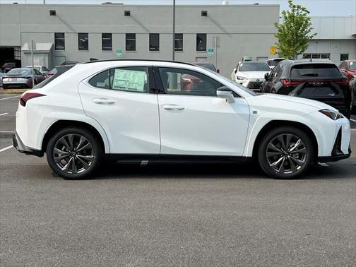 2025 Lexus UX 300h F SPORT Design