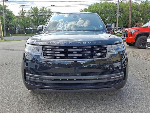 2024 Land Rover Range Rover P530 SE