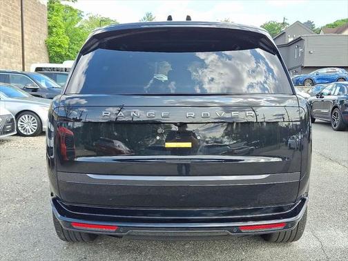 2024 Land Rover Range Rover P530 SE