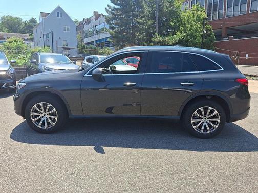 2023 Mercedes-Benz GLC 300 4MATIC