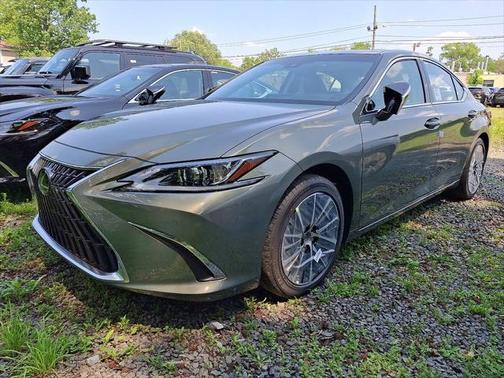 2025 Lexus ES 350 Base