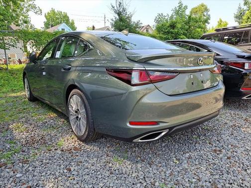2025 Lexus ES 350 Base