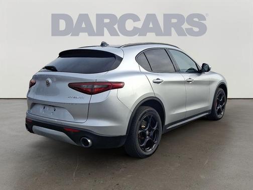 2018 Alfa Romeo Stelvio Sport
