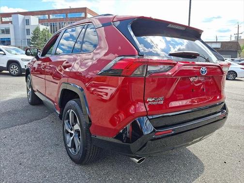 2024 Toyota RAV4 Prime SE