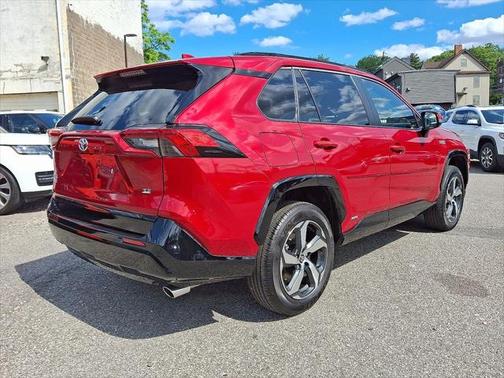 2024 Toyota RAV4 Prime SE