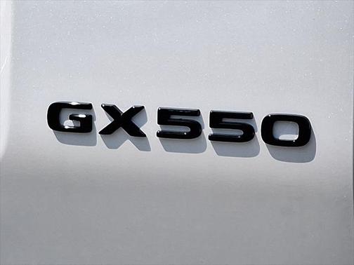 2025 Lexus GX 550 Luxury+