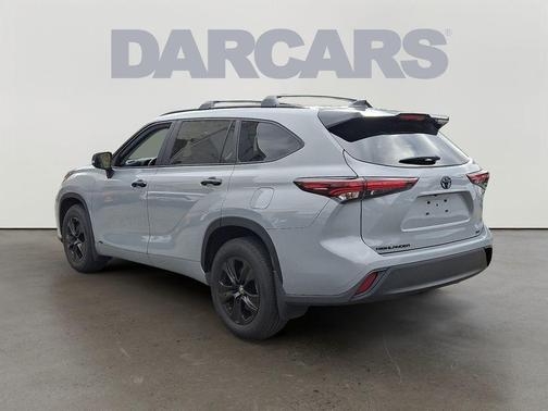 2025 Toyota Highlander Hybrid XLE