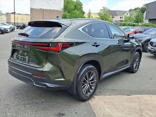 2023 Lexus NX 350h Premium