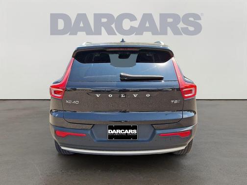 2020 Volvo XC40 T5 Momentum