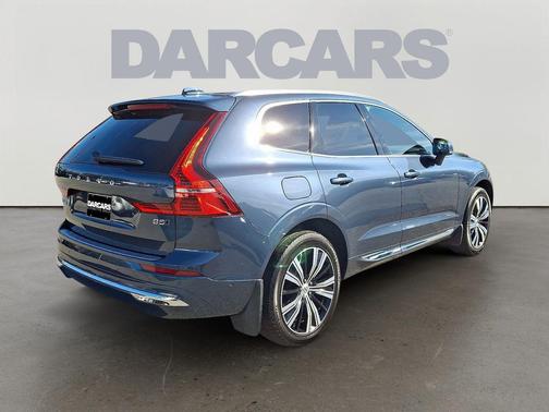 2022 Volvo XC60 B5 Inscription