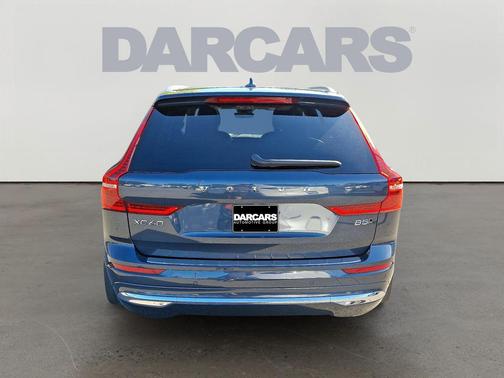 2022 Volvo XC60 B5 Inscription