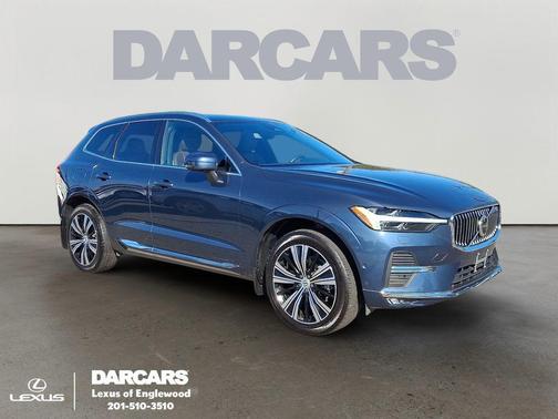 2022 Volvo XC60 B5 Inscription