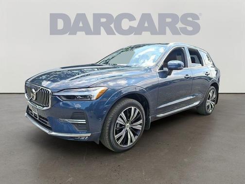 2022 Volvo XC60 B5 Inscription