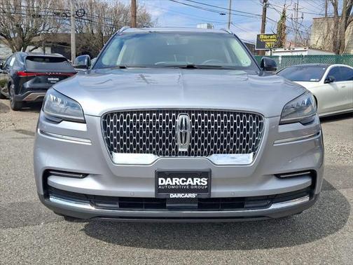 2022 Lincoln Aviator Standard AWD