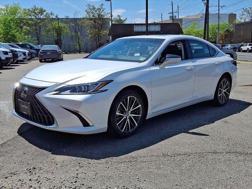 2023 Lexus ES 250 Base