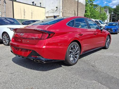 2021 Hyundai SONATA Limited