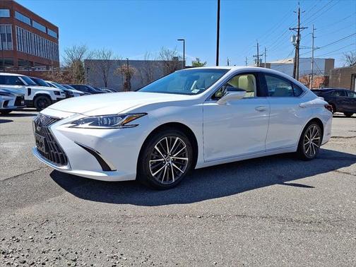 2022 Lexus ES 350 Base