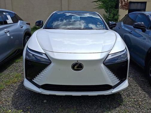 2025 Lexus RZ 450e Premium