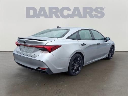 2022 Toyota Avalon Hybrid XSE