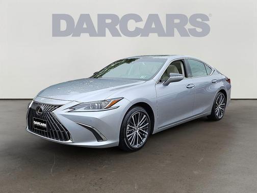 2025 Lexus ES 300h Base