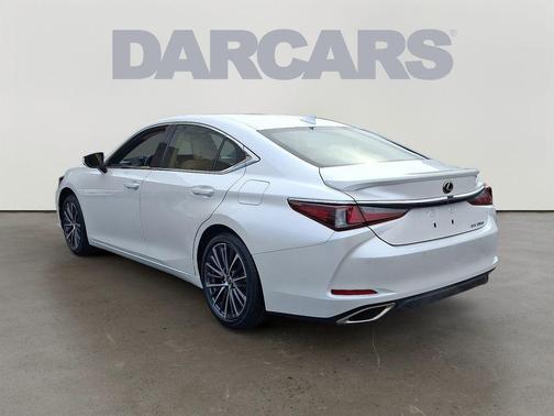 2022 Lexus ES 350 Base