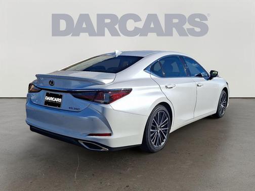 2025 Lexus ES 350 Base