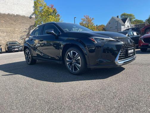 2022 Lexus UX 250h Base