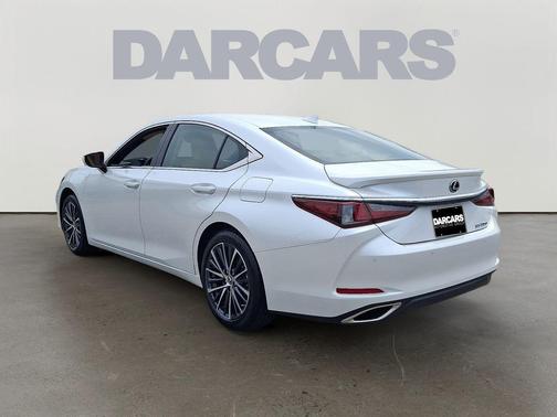 2025 Lexus ES 350 Base