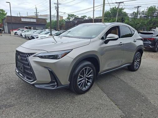 2025 Lexus NX 350 Premium