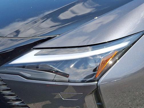 2025 Lexus RZ 450e Premium