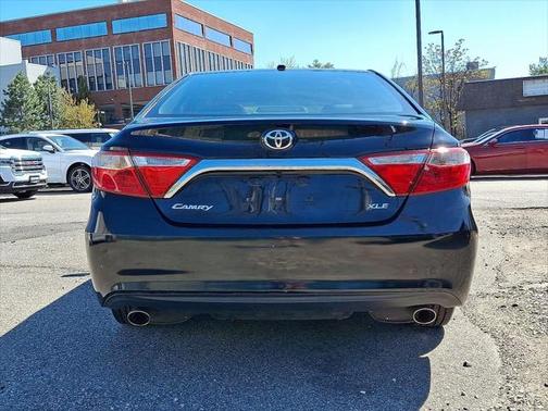 2016 Toyota Camry XLE