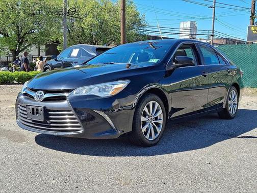 2016 Toyota Camry XLE