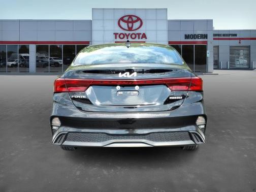 2022 Kia Forte LXS