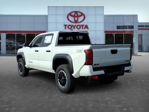 2025 Toyota Tacoma Hybrid TRD Off Road