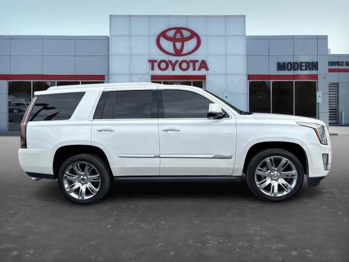 2016 Cadillac Escalade Platinum
