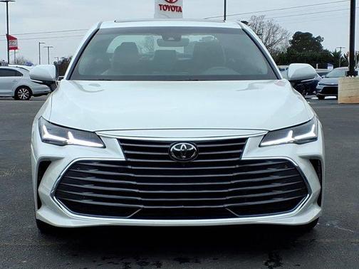 2022 Toyota Avalon Limited