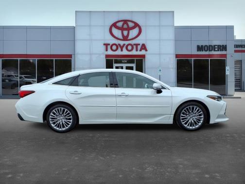 2022 Toyota Avalon Limited
