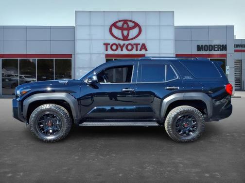 2025 Toyota 4Runner Hybrid TRD
