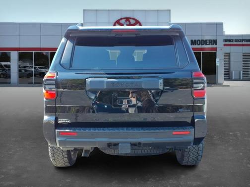 2025 Toyota 4Runner Hybrid TRD