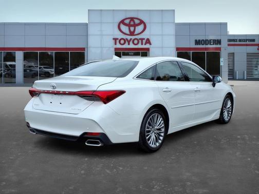 2022 Toyota Avalon Limited