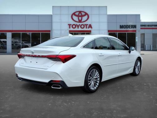 2022 Toyota Avalon Limited