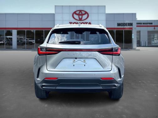 2025 Lexus NX 250 Base