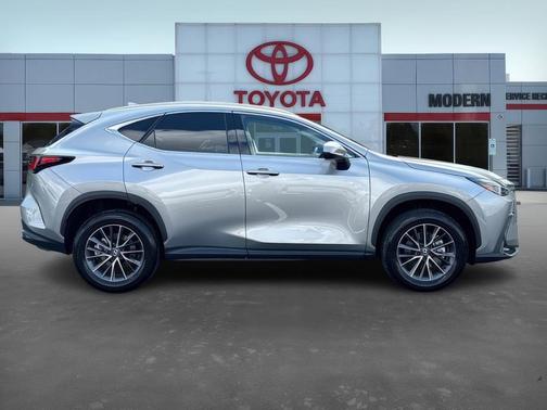2025 Lexus NX 250 Base