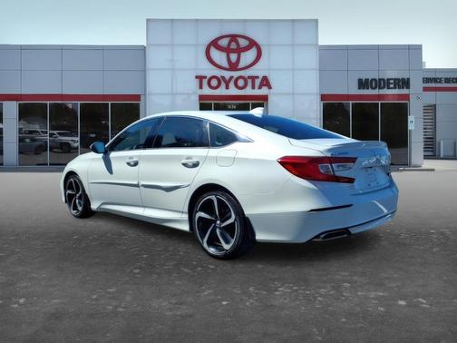 White 2018 Honda Accord Sport