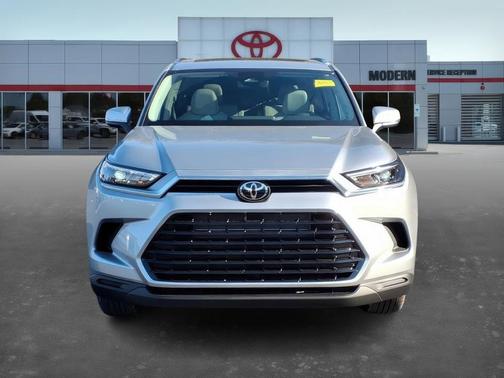 2026 Toyota Grand Highlander Hybrid XLE