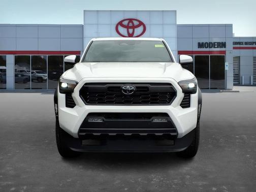 2025 Toyota Tacoma Hybrid TRD Off Road