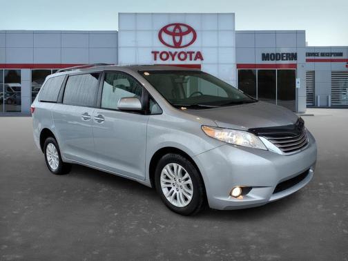 2015 Toyota Sienna XLE Premium