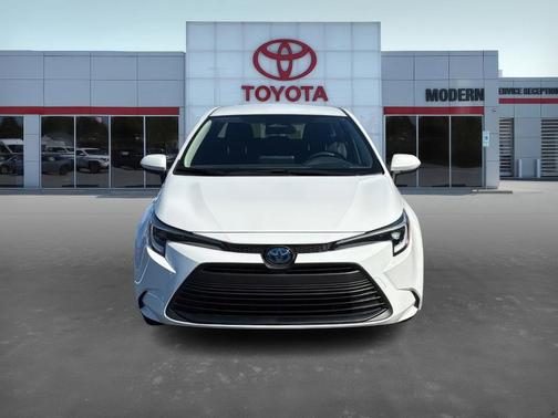 2024 Toyota Corolla Hybrid LE