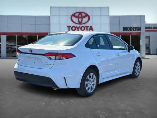 2024 Toyota Corolla Hybrid LE