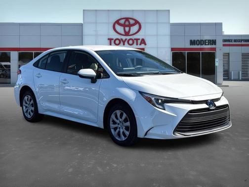 2024 Toyota Corolla Hybrid LE